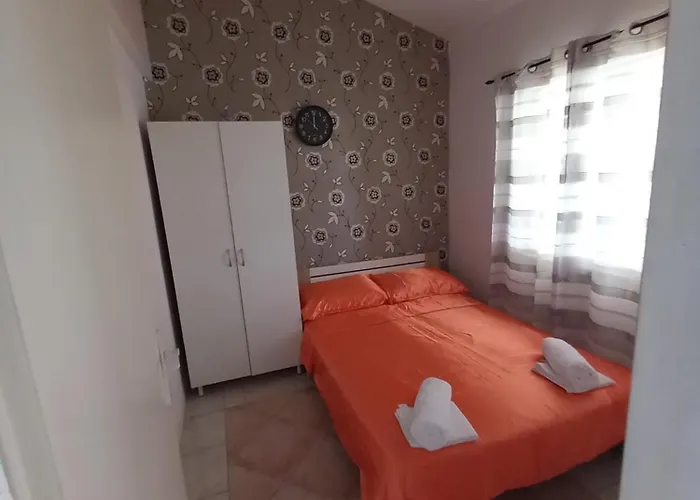 Tudek Apartment *