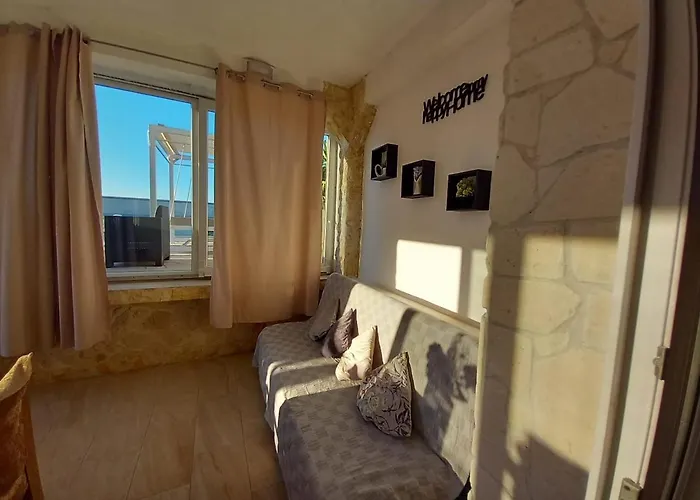 Tudek Apartment