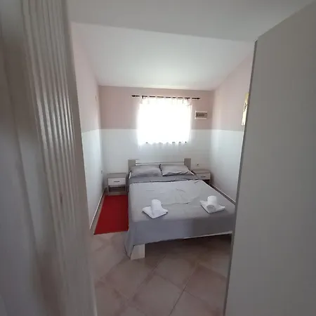 Tudek Apartment