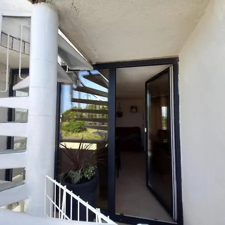 Tudek Apartment Vir